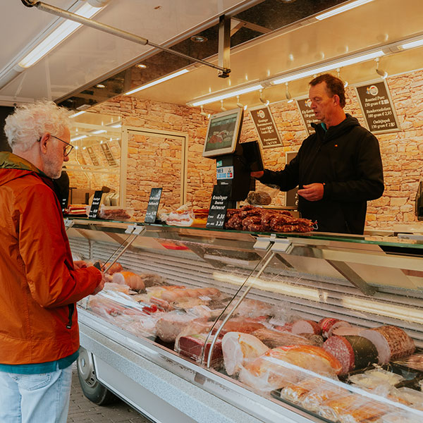 FamilieWilnerVleeswaren-markt-Assen-overzicht