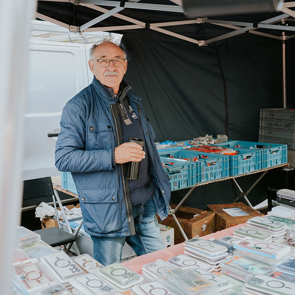 SafiTelefoonaccessoires-markt-Assen-overzicht